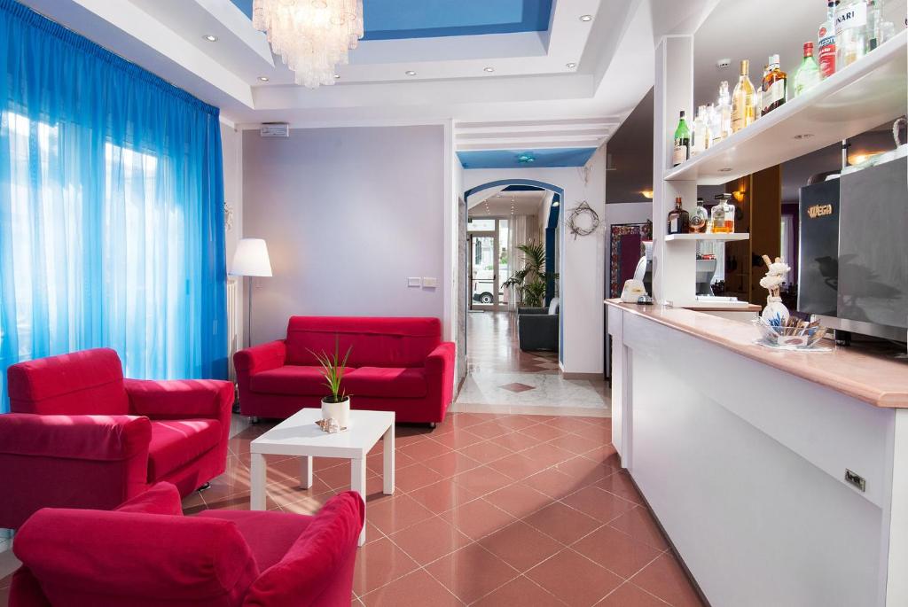 Kuchyň nebo kuchyňský kout v ubytování Hotel Cheri