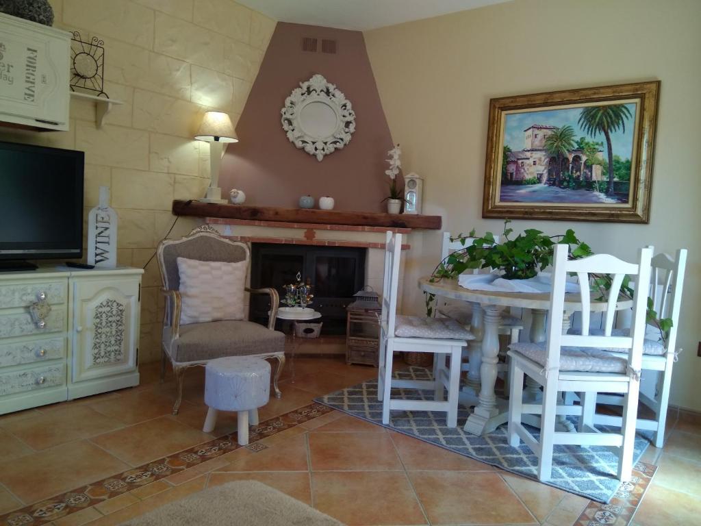 Laurel de la Reina Bed & Breakfast - Boutique, La Zubia ...