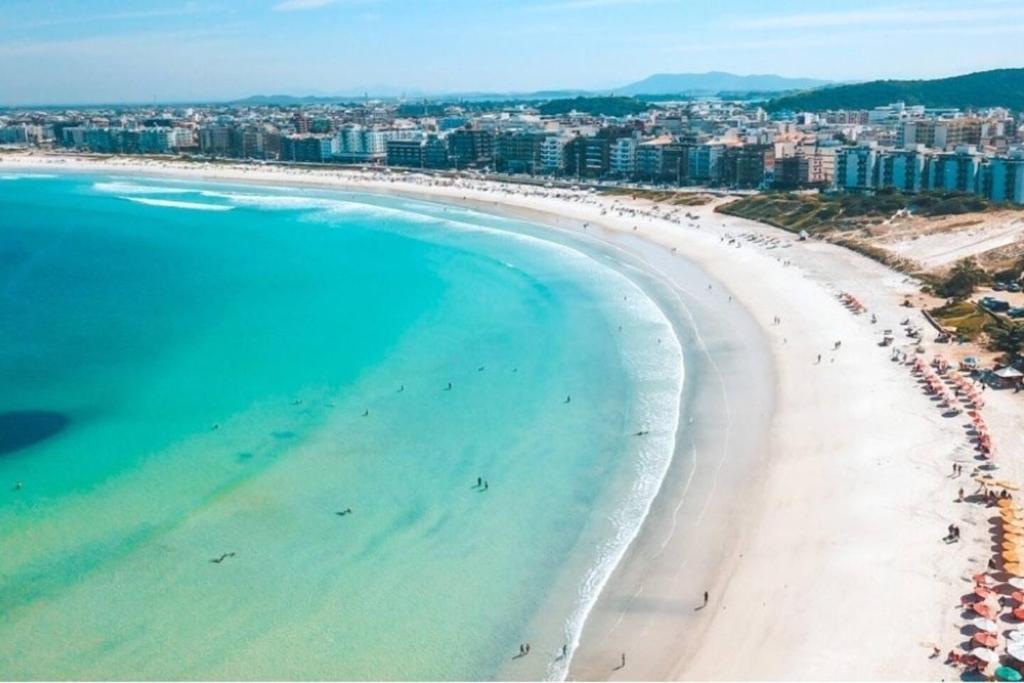  Lindo e seguro apartamento na Praia do Forte!