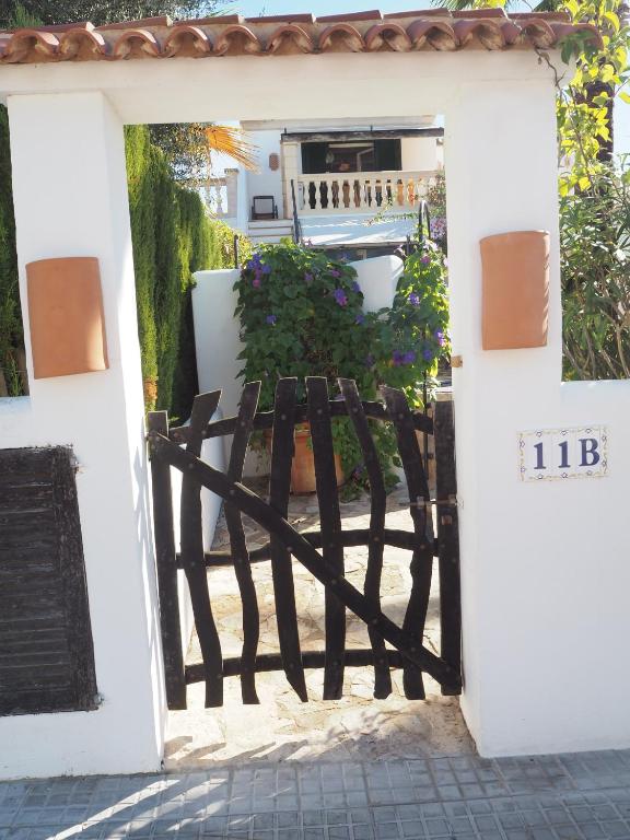 The building in which the holiday home is located