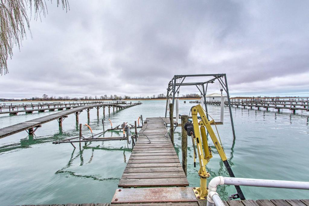 Casa o chalet Waterfront Algonac House with Deck and Grill! (EE.UU