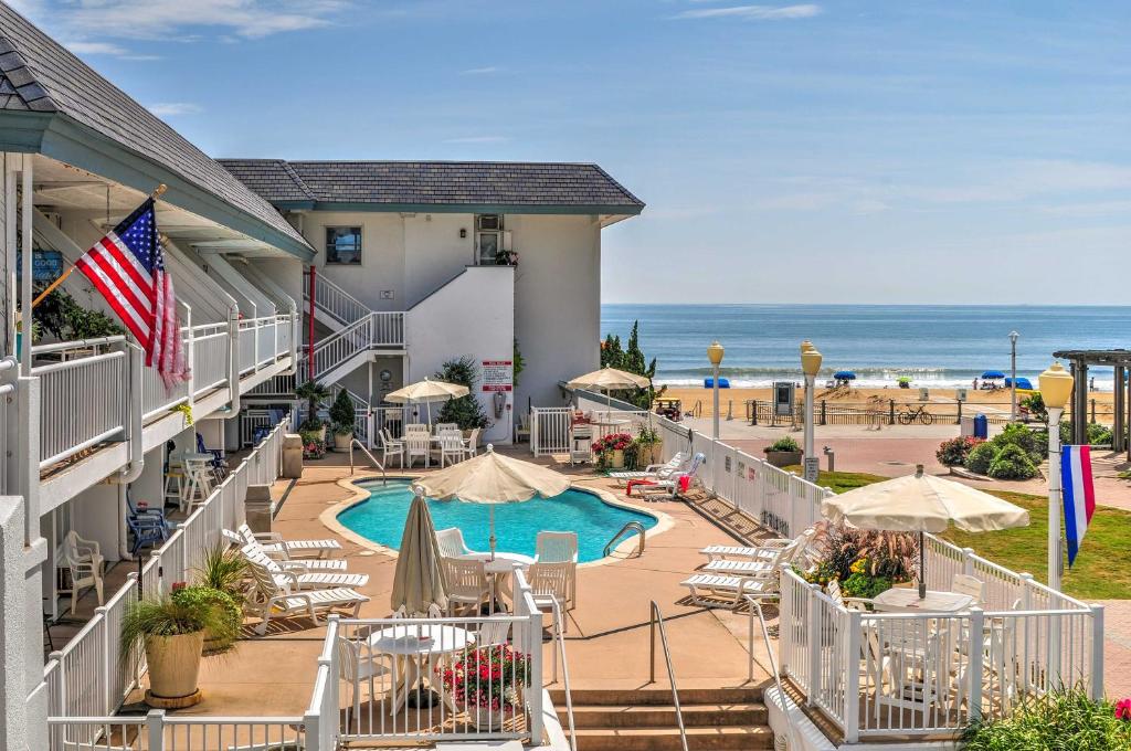 Gallery image of Oceanfront Resort Studio on Virginia Beach! in Virginia Beach