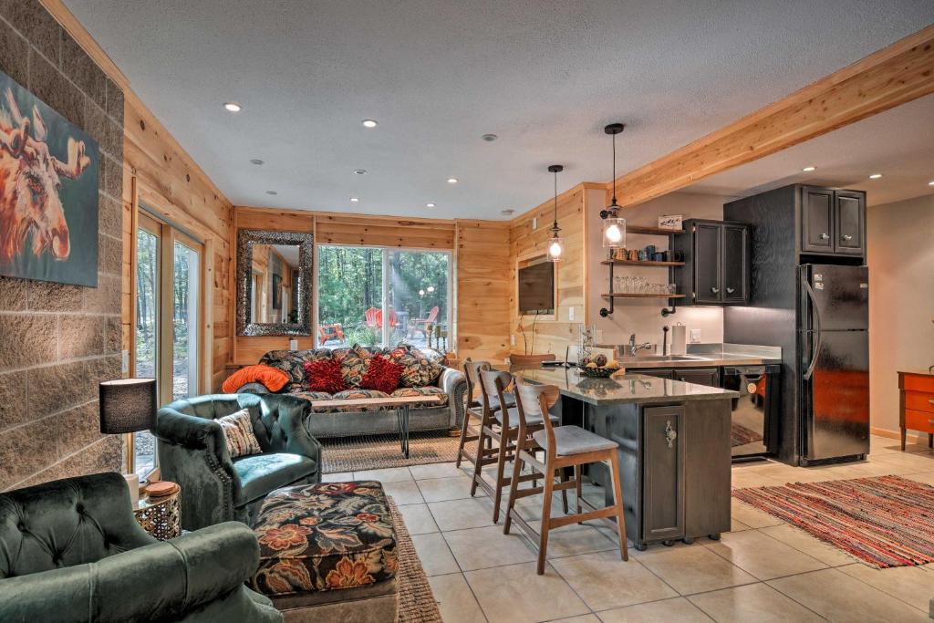 Vacation Home Dogfriendly Home near Crystal Mtn and Outdoor Rec
