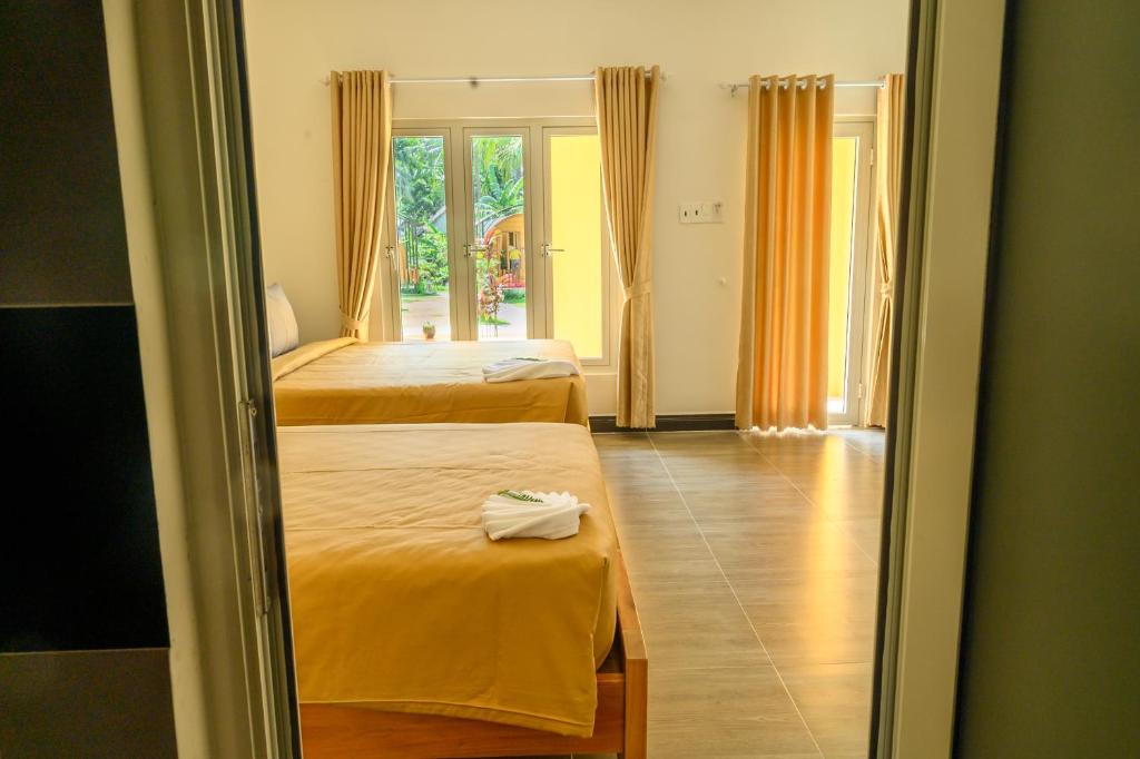 Vida Loca Sunset Beach Resort - 16