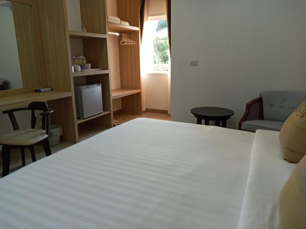 Nine Smiths Hotels Chiangmai - Resim 40