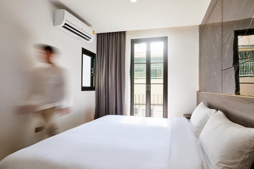 Livinn91 Hotel 6
