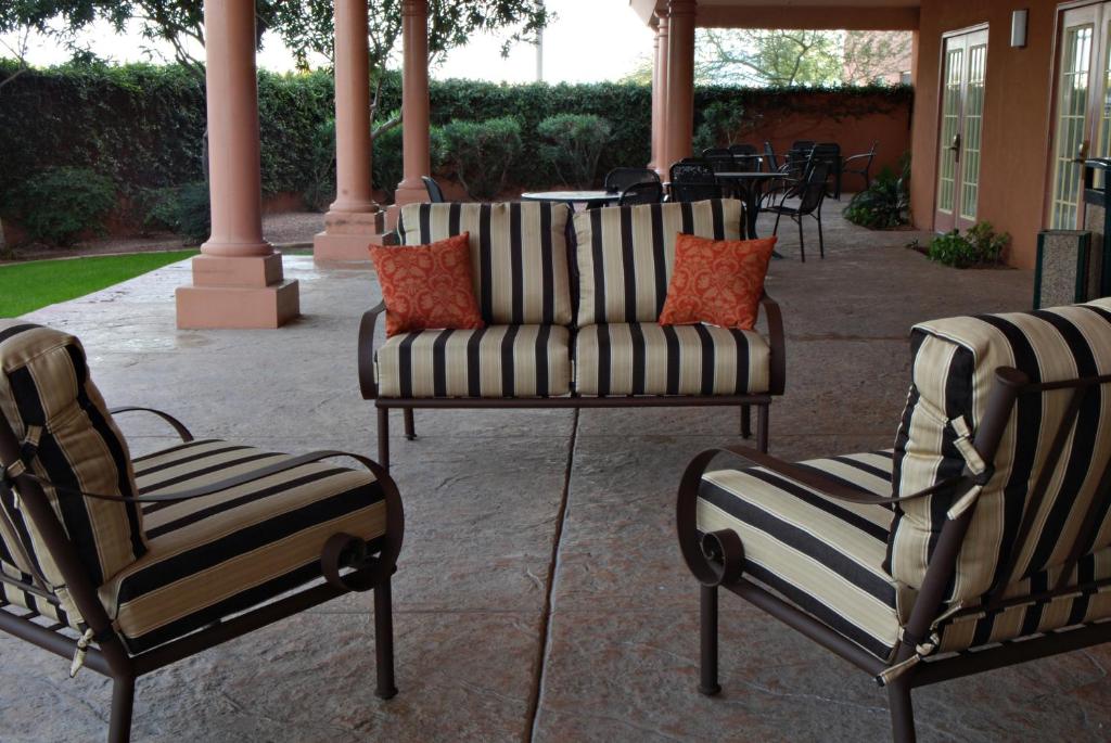Country Inn & Suites by Radisson, Mesa, AZ photo
