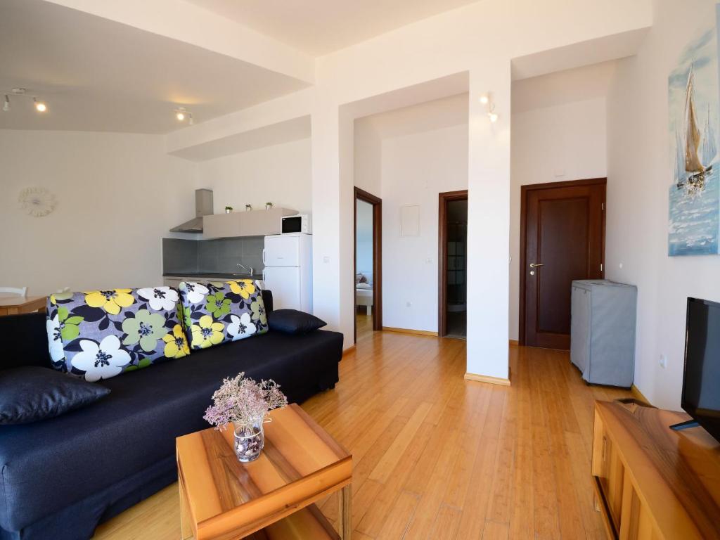 Posedenie v ubytovaní Apartment Val 2-1 by Interhome