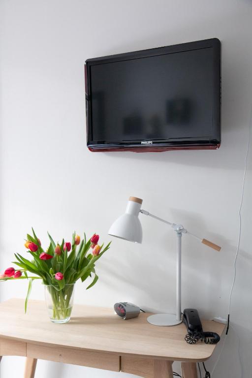 Hotel La Bohème - Resim 43