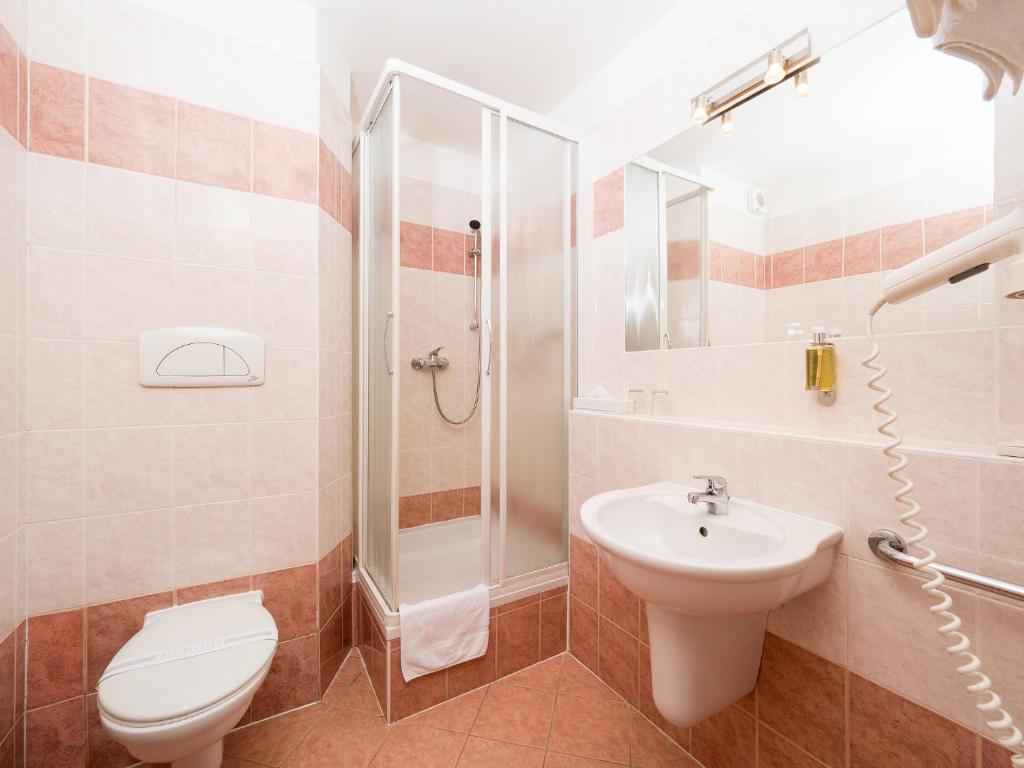 Koupelna v ubytování Hotel Česká Koruna