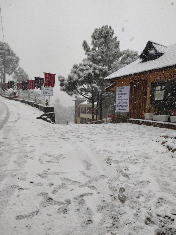 Kanishka Retreat Resort Chail v zimě