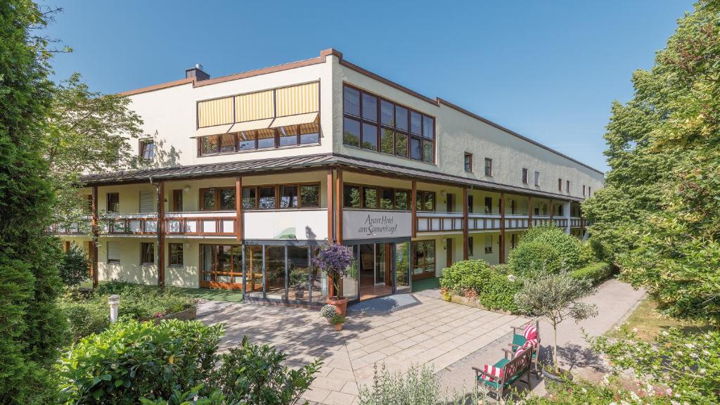 Budova, kde se aparthotel nachází