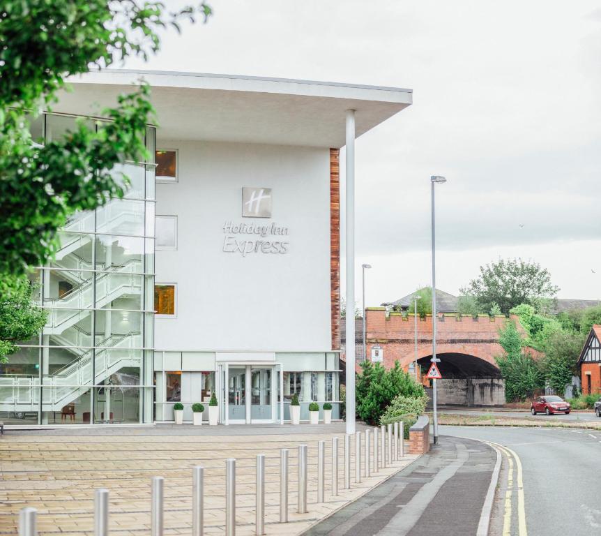 Holiday Inn Express, Chester Racecourse by IHG - Resim 29