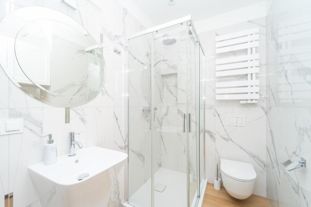 Flatbook - Old Town Deluxe Apartments with Sauna and Parking - 9