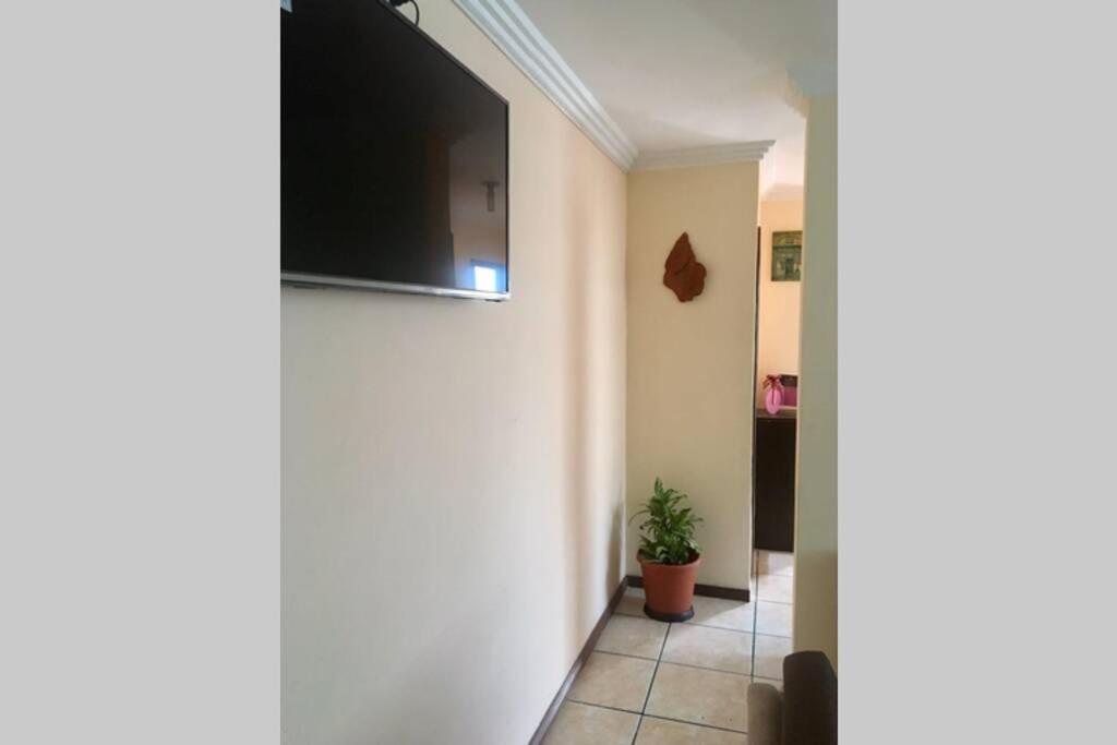TV a/nebo společenská místnost v ubytování Confortable mini departamento