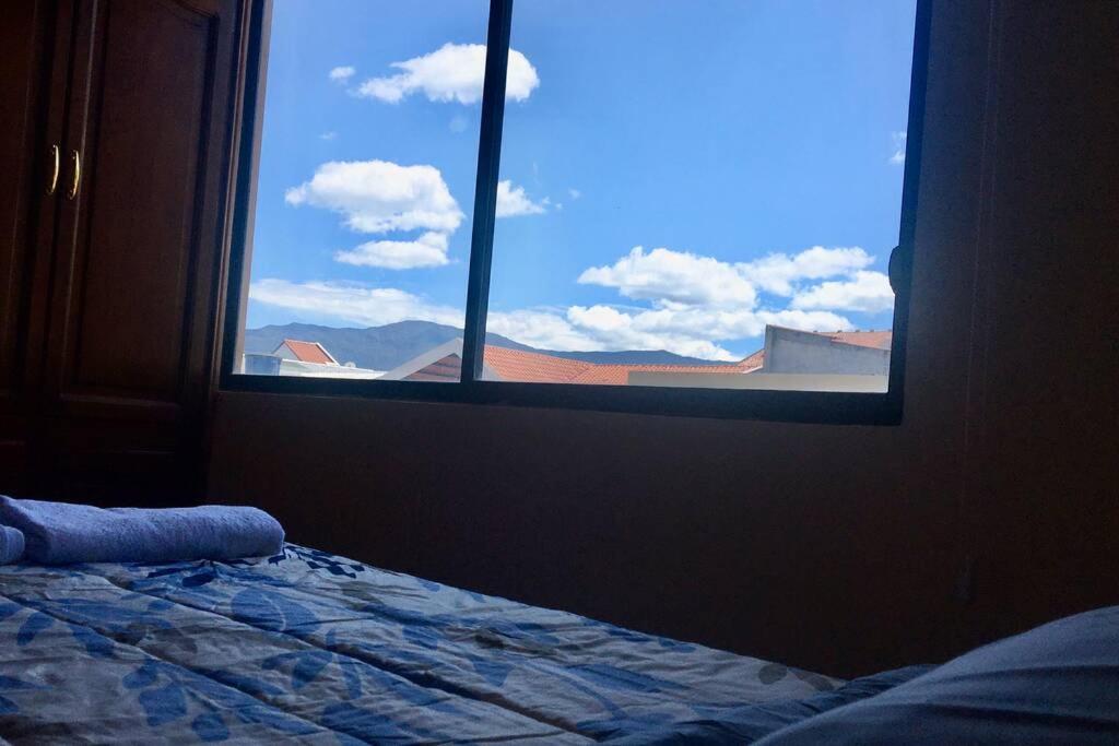 Postel nebo postele na pokoji v ubytování Confortable mini departamento