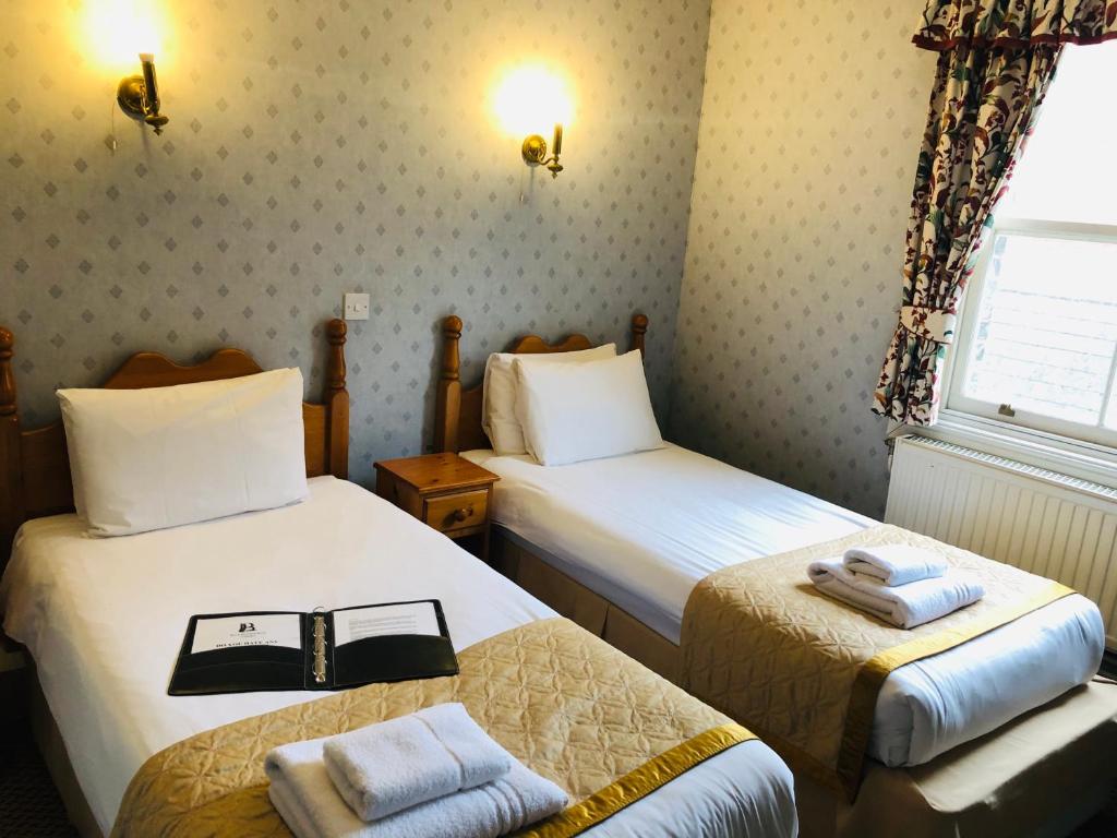 Brook Red Lion Hotel - 双室