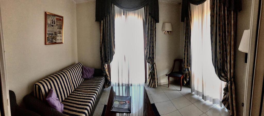 Hotel Villa Savoia - Resim 10