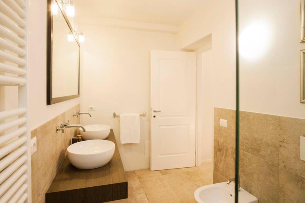 Kúpeľňa v ubytovaní The new Luxury apartment in the historic center