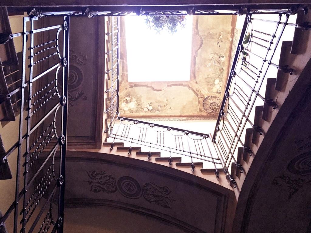 Colonne Apartment N° 15 - Housity