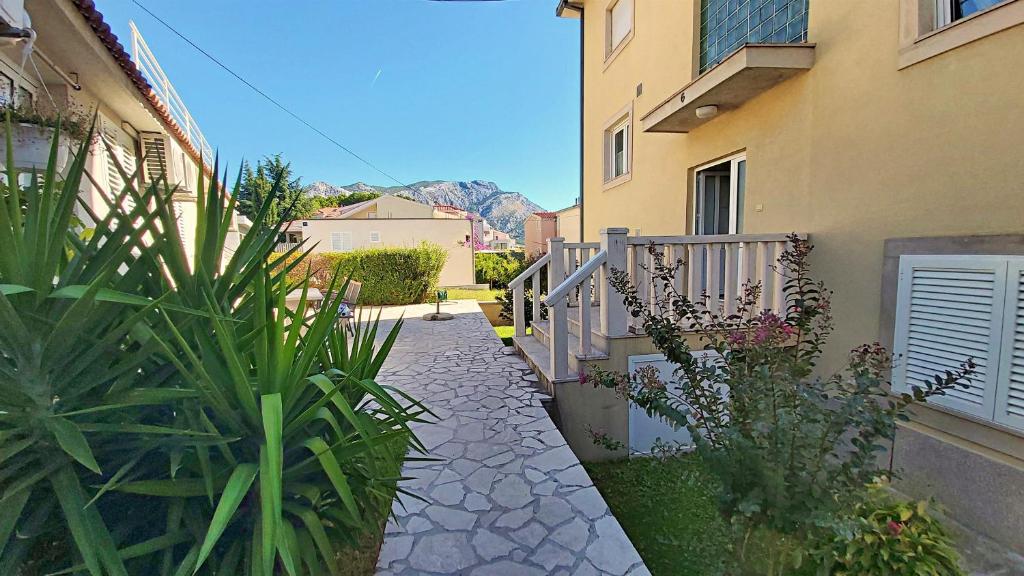Budova, kde se apartmán nachází