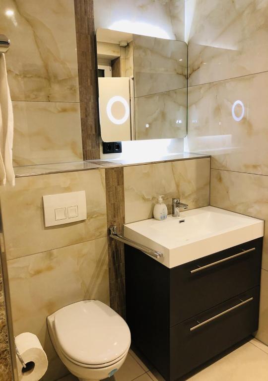 Koupelna v ubytování Elbgalerie Hotel