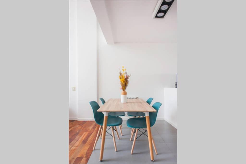 Foto dalla galleria di Luminosos Loft En Recoleta 2 Cuadras Del Subte a Buenos Aires