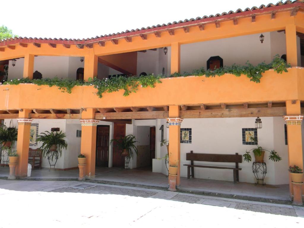 Budova, kde se hotel nachází