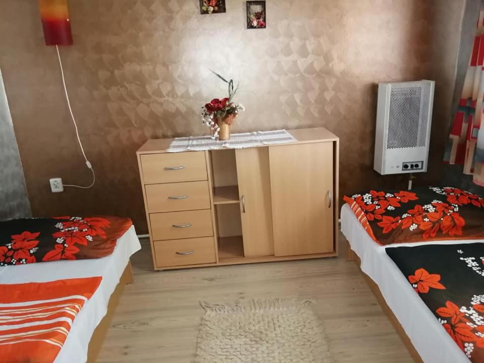 Posteľ alebo postele v izbe v ubytovaní Chata ALBA REGIA