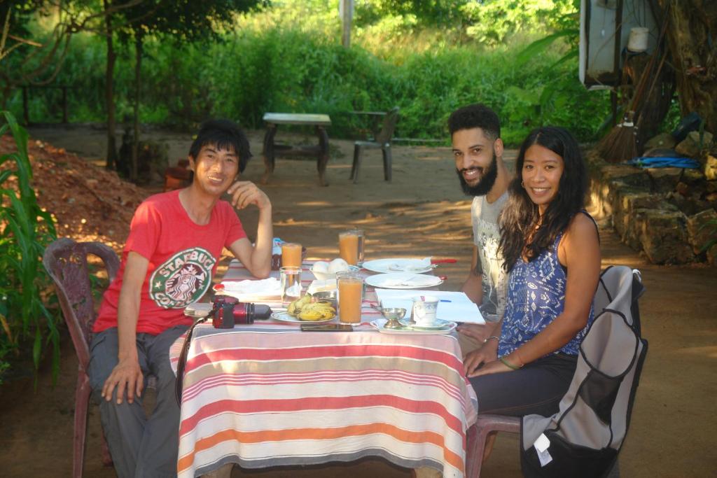 Hosté ubytování HOMESTAY CAMPING ANURADHAPURA