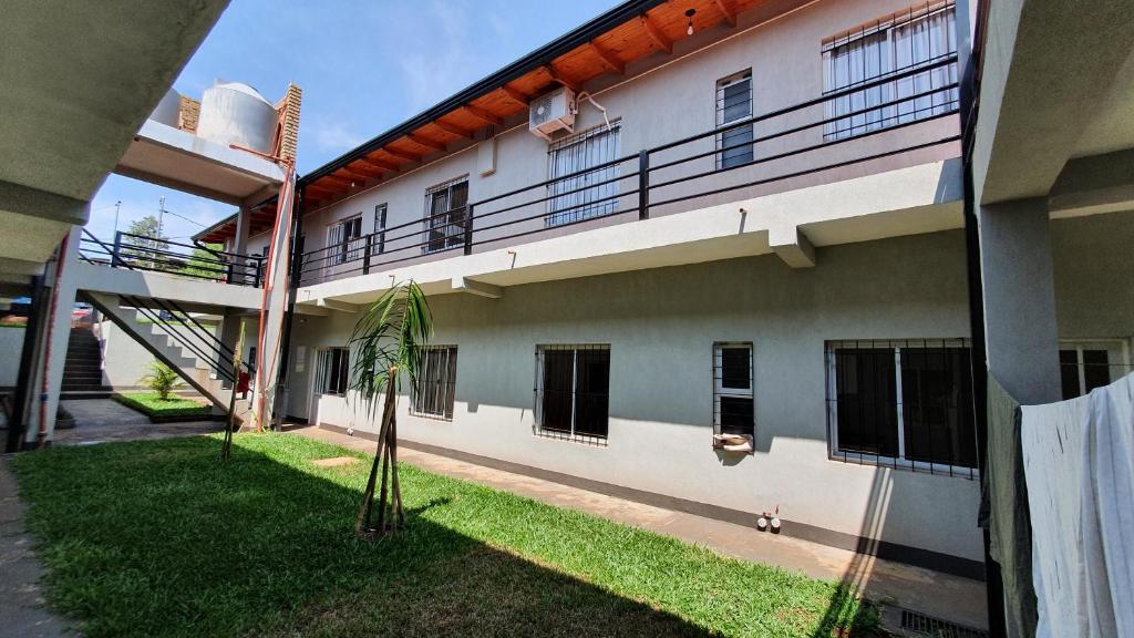 Obera House