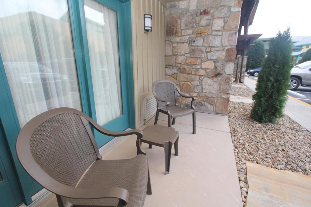 Greystone Lodge on the River - 