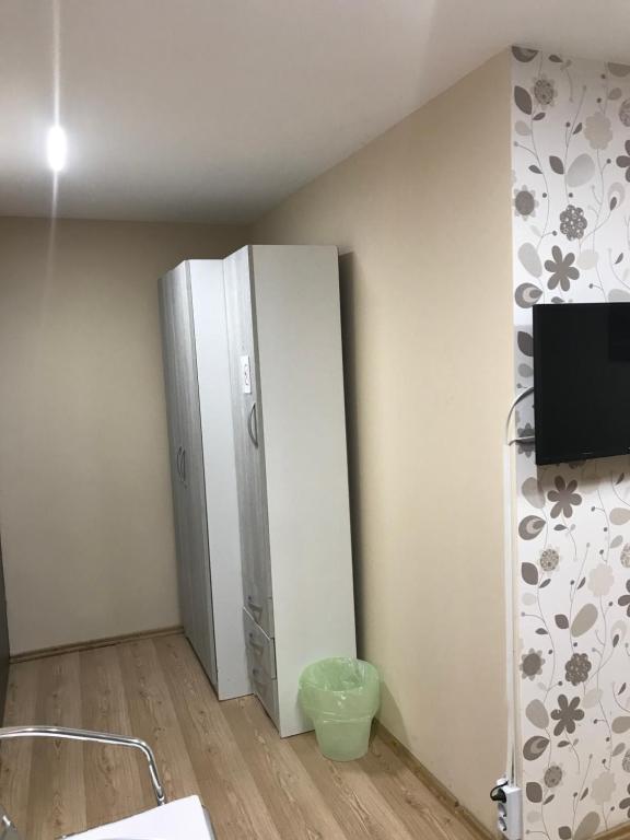 A television and/or entertainment centre at Harsányi vendégház