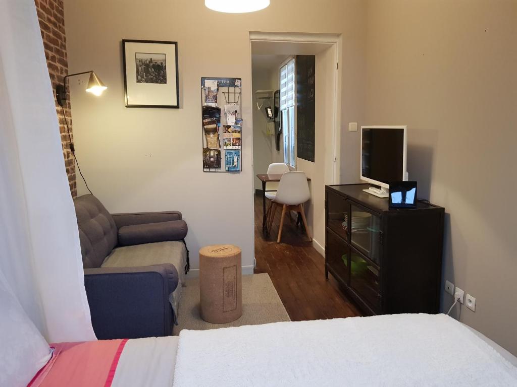 Les Appartements de Champagne - Studio Met Uitzicht Op De Tuin