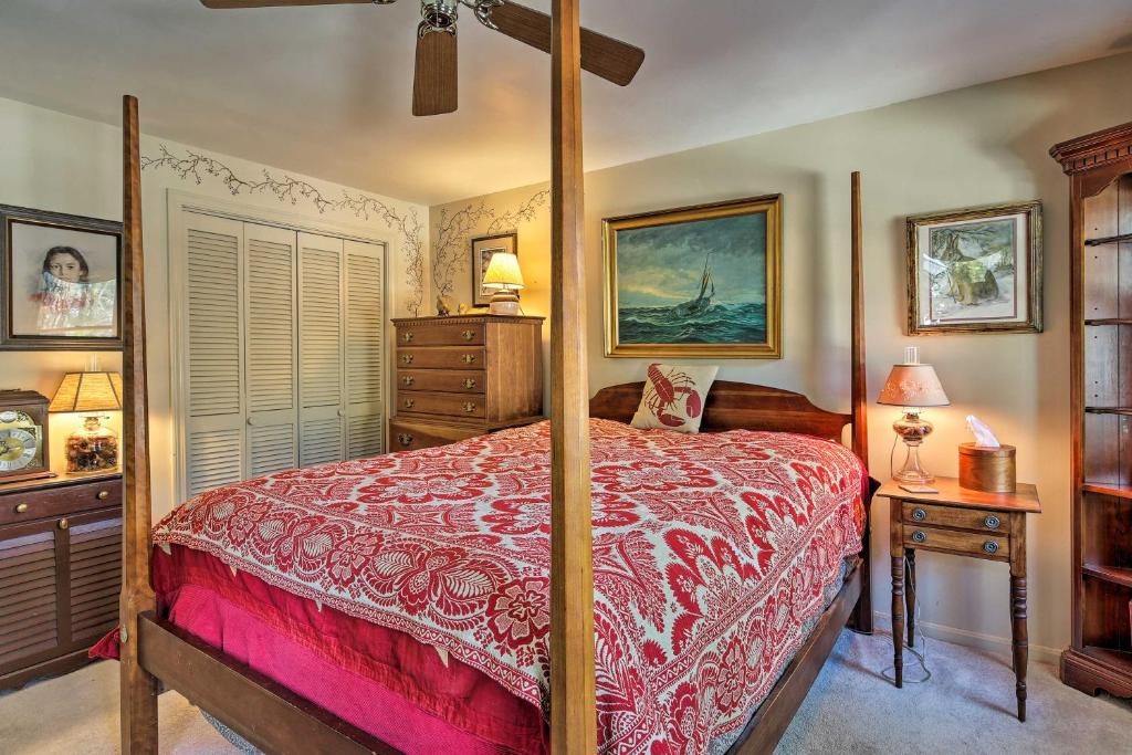 PetFriendly Cape Cod Home with Deck 2 Mi to Beaches, Eastham Updated