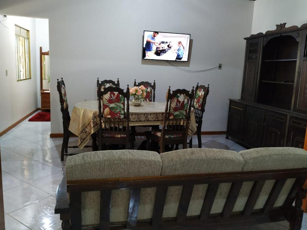  CASA NO JARDIM PANORAMA