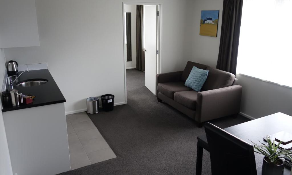 Airport Palms Motel - Resim 14