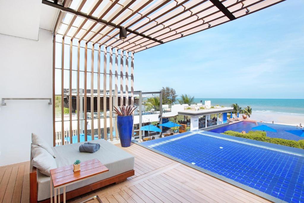 Bazén v ubytování Ace of Hua Hin Resort - SHA PLUS nebo v jeho okolí