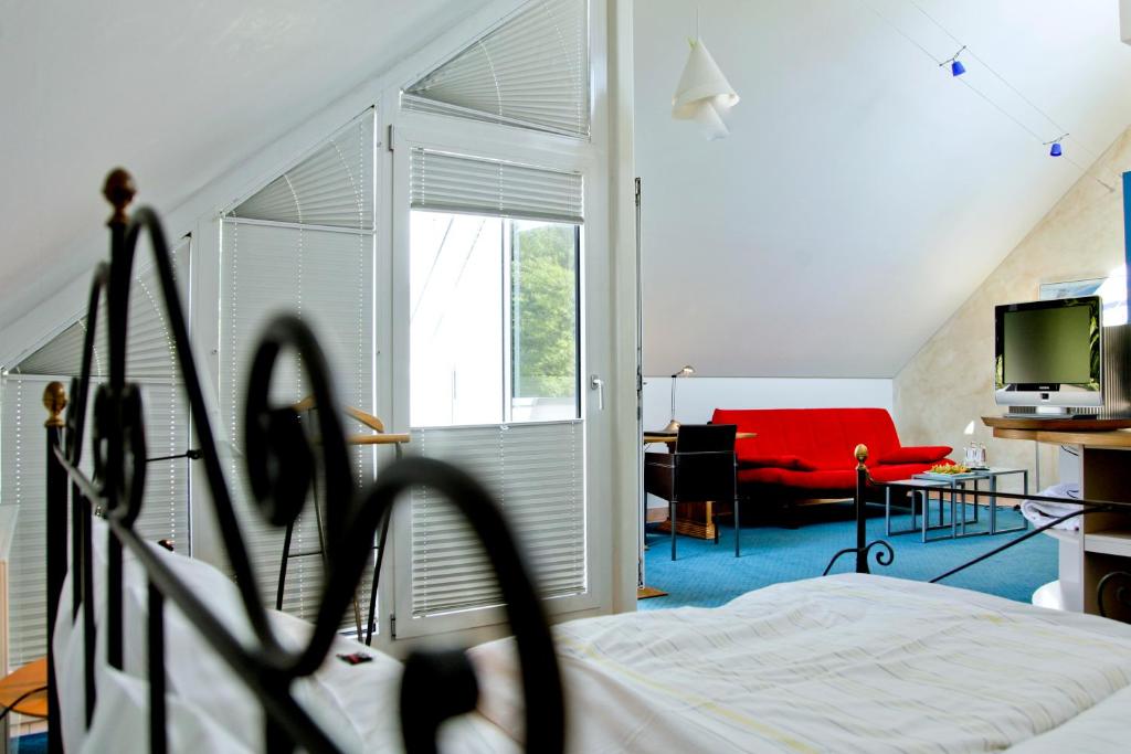 TV a/nebo společenská místnost v ubytování Hotel Watthalden