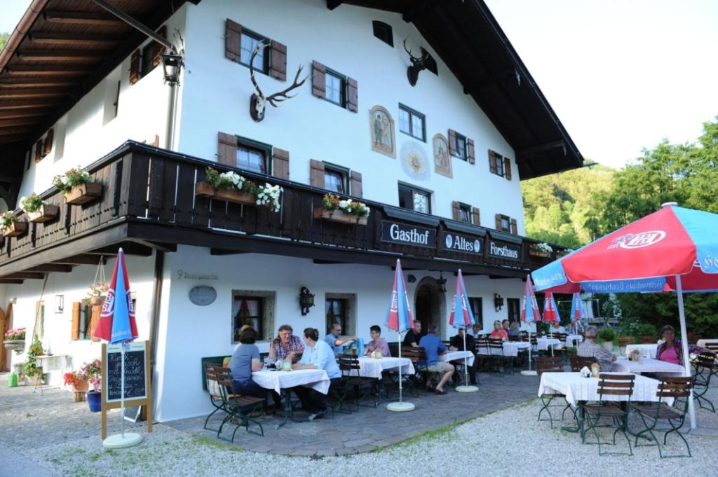 Restaurace v ubytování Gasthof Altes Forsthaus