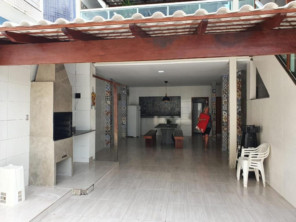  Casa com Piscina e Churrasqueira e excelente Localização em Piuma