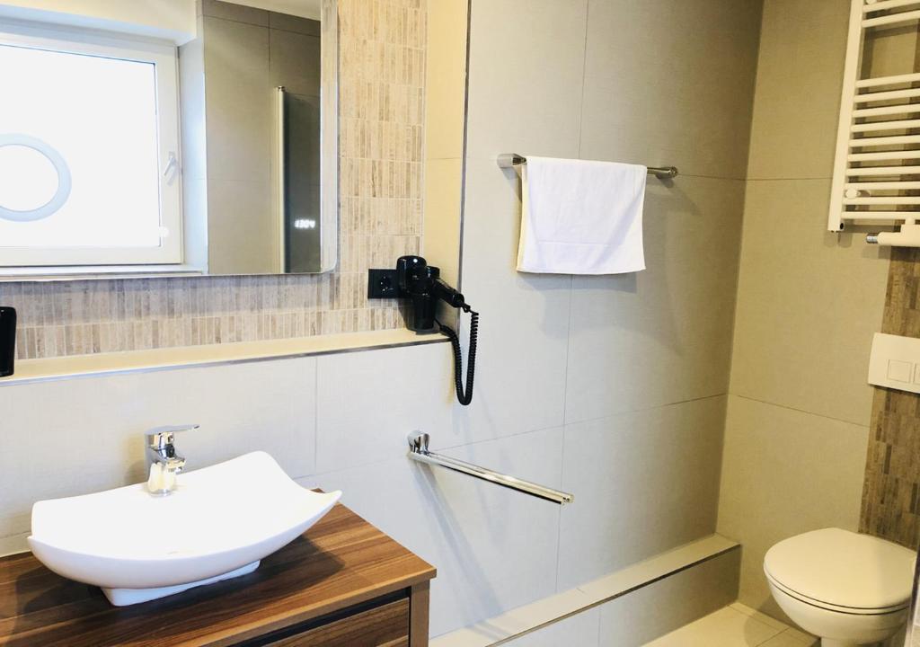 Elbgalerie Hotel - Resim 44