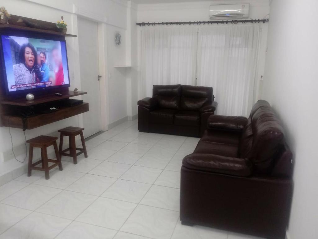  Apartamento inteiro a 100 metros da praia