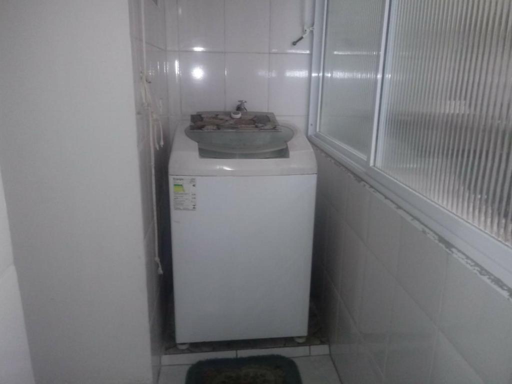  Apartamento inteiro a 100 metros da praia