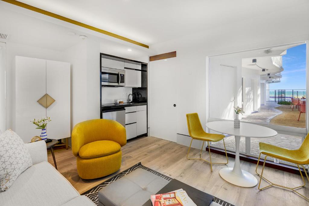 Ocean Treasure Beachside Suites - Suite Del Océano