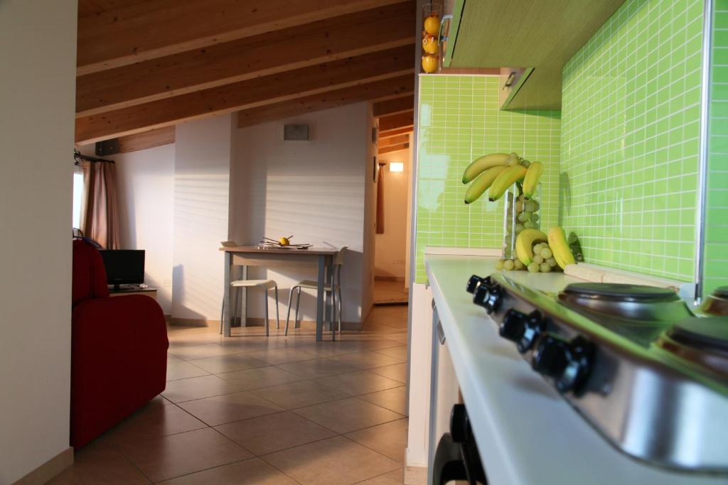 Kuchnia lub aneks kuchenny w obiekcie Residence Ilario Suite Hotel