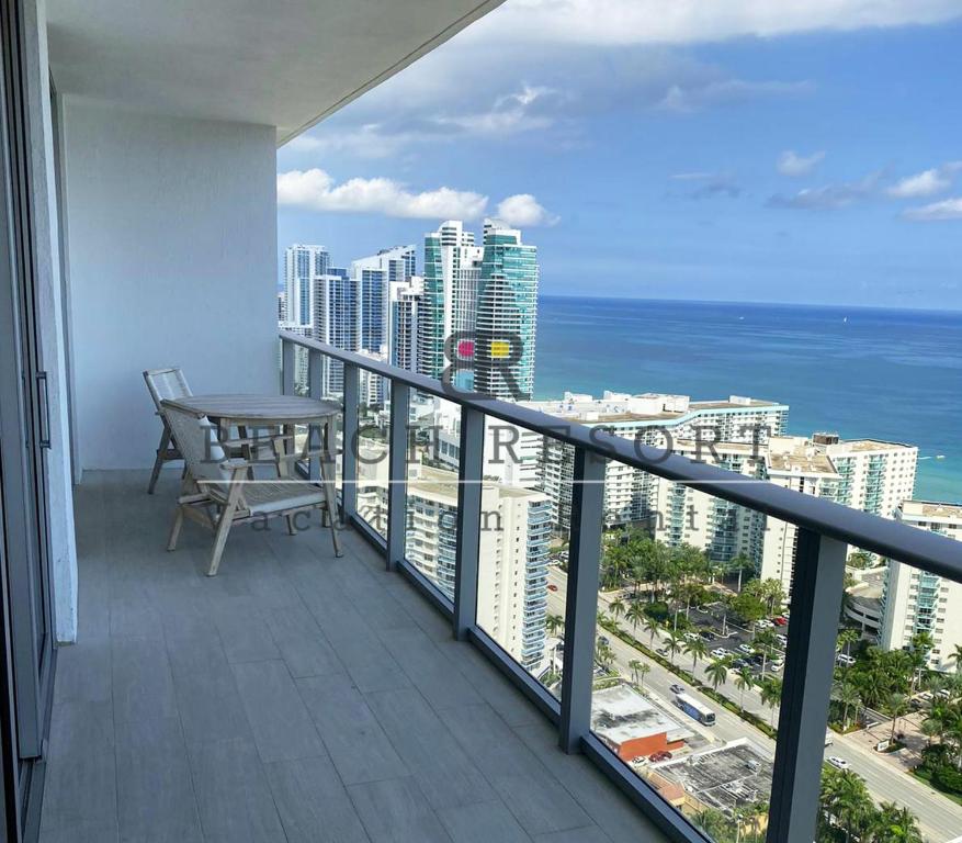 Balkón nebo terasa v ubytování HYDE Beach House Apartments