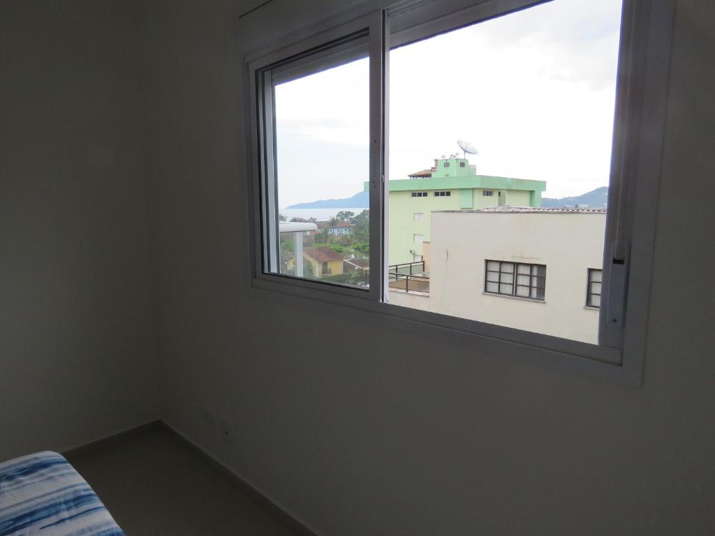  Apartamento novo Tenório Praia Grande vista praia com piscina