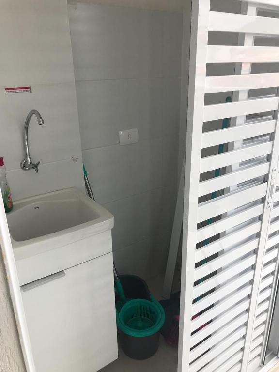  Apartamento novo Tenório Praia Grande vista praia com piscina
