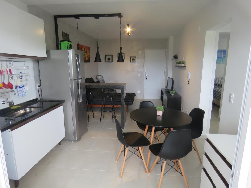  Lindo apartamento novo com piscinas no Pereque Açu Condominio Passaredo